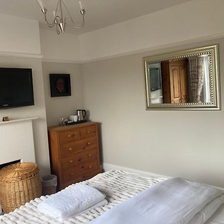 Abi B&B Cliftonville Exteriör bild