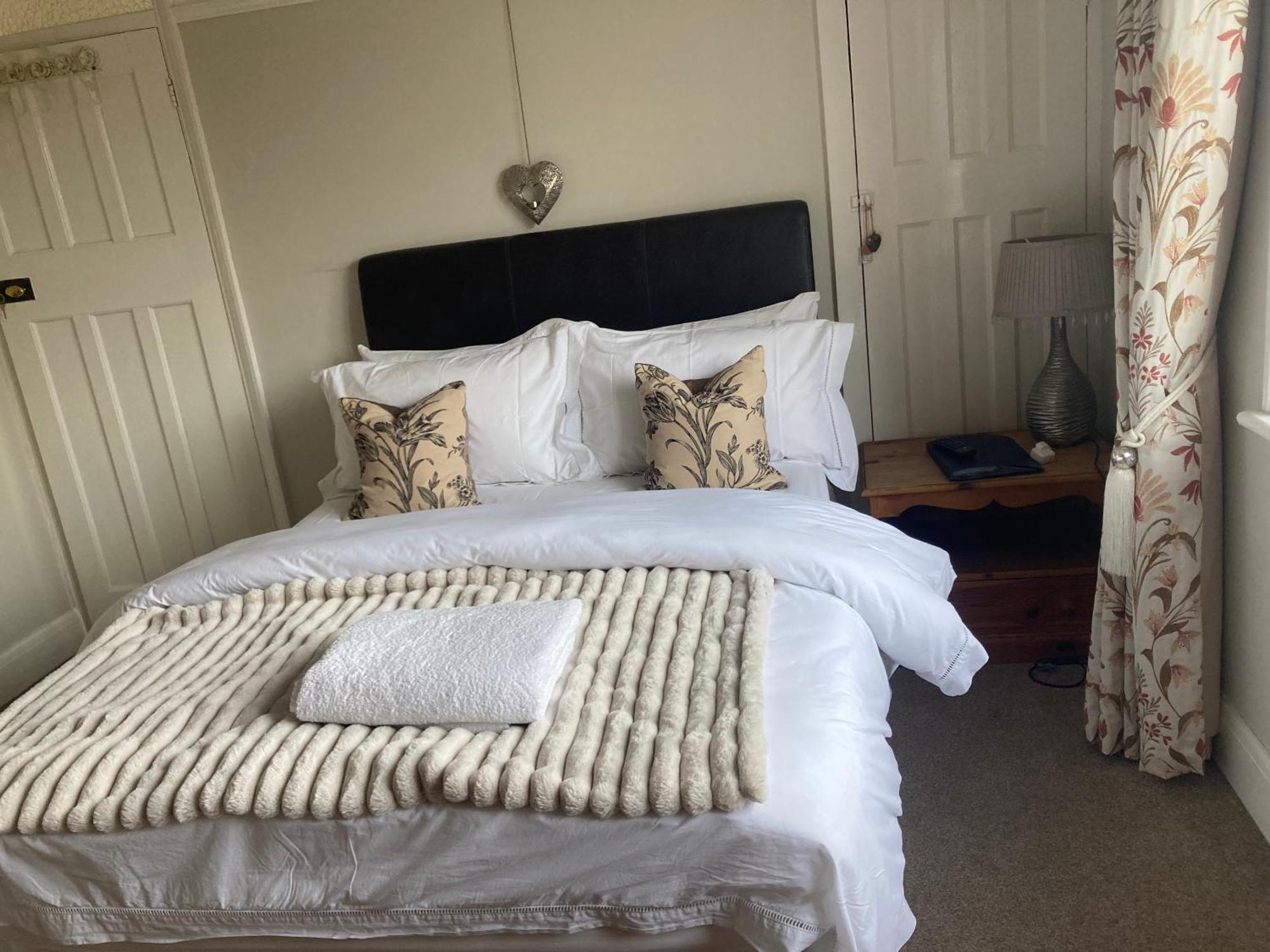 Abi B&B Cliftonville Exteriör bild