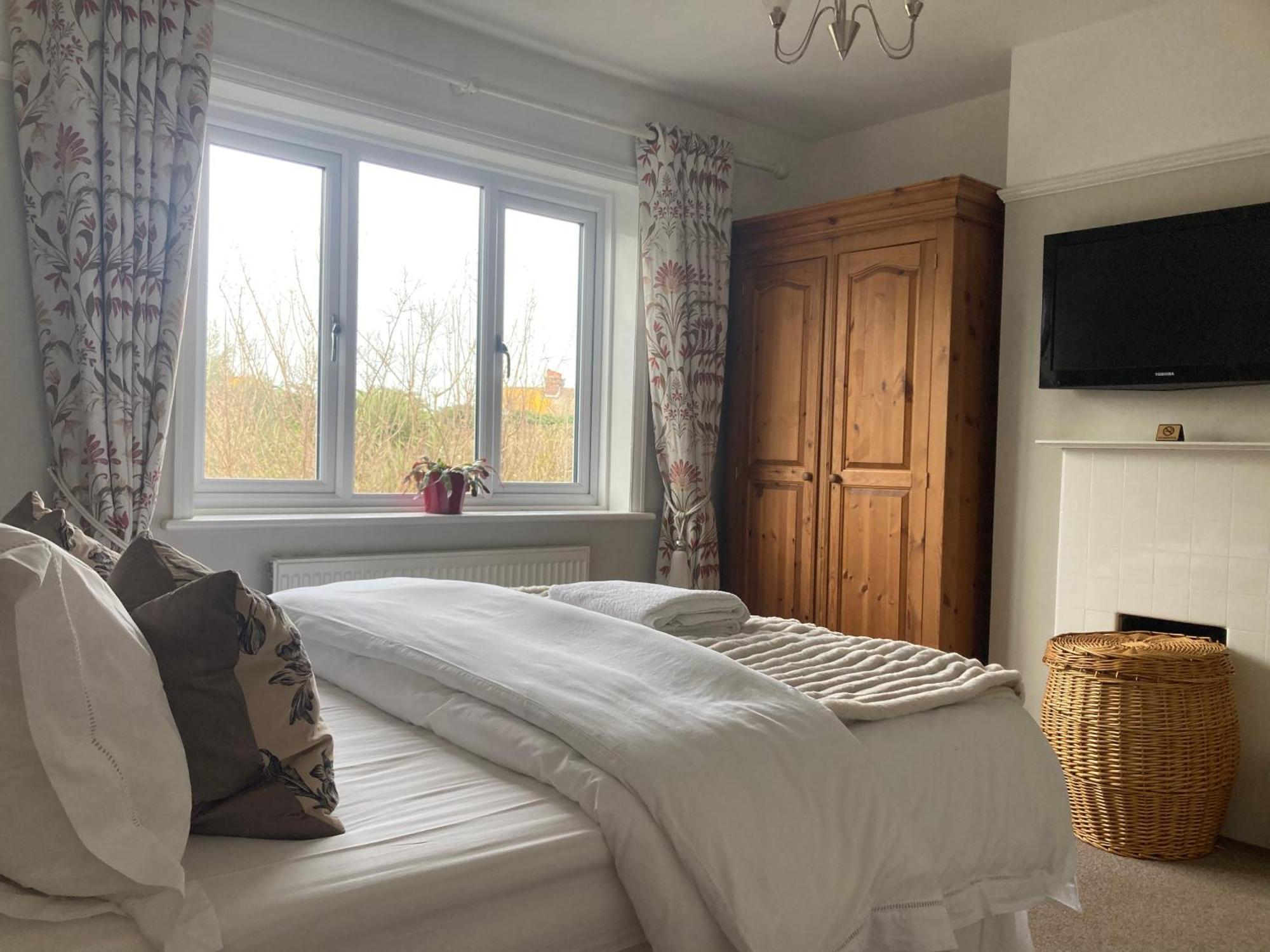 Abi B&B Cliftonville Exteriör bild