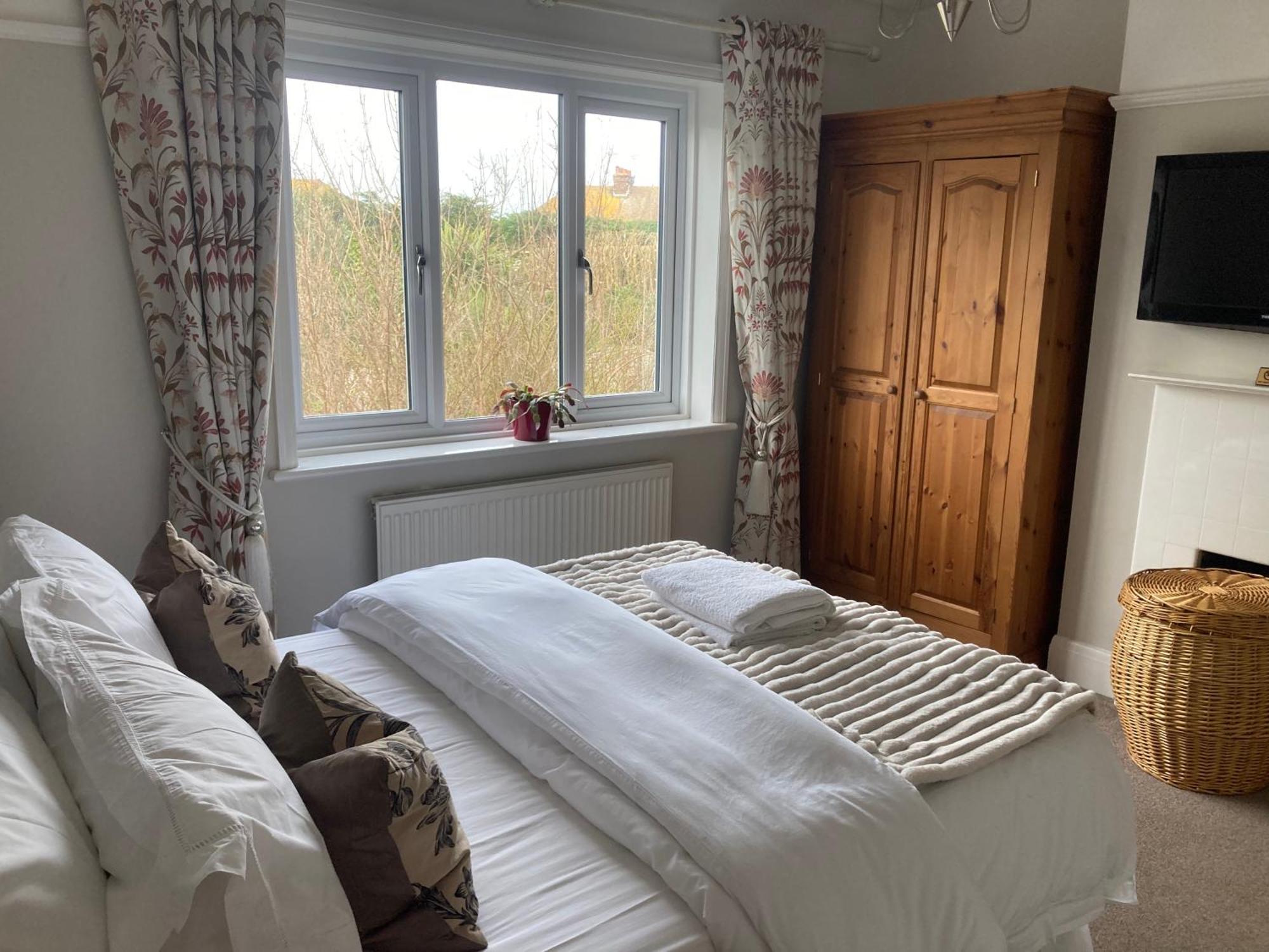 Abi B&B Cliftonville Exteriör bild