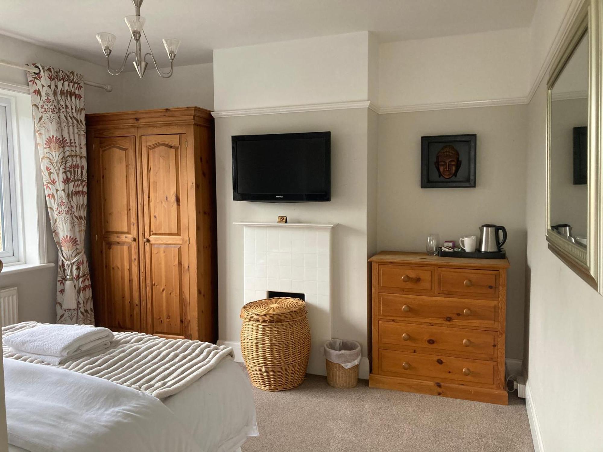 Abi B&B Cliftonville Exteriör bild